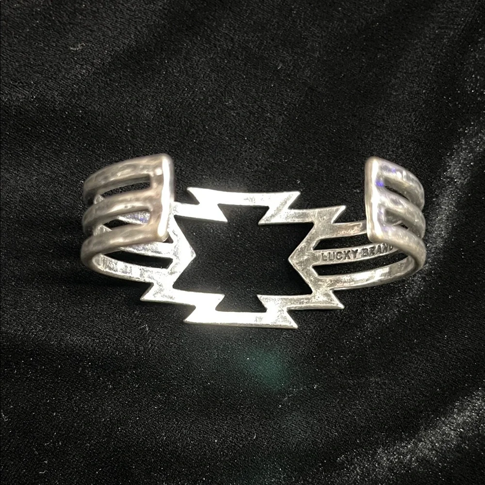 1521 Lucky Brand Arizona Silver Zigzag Cuff Bracelet - Picture 3 of 6